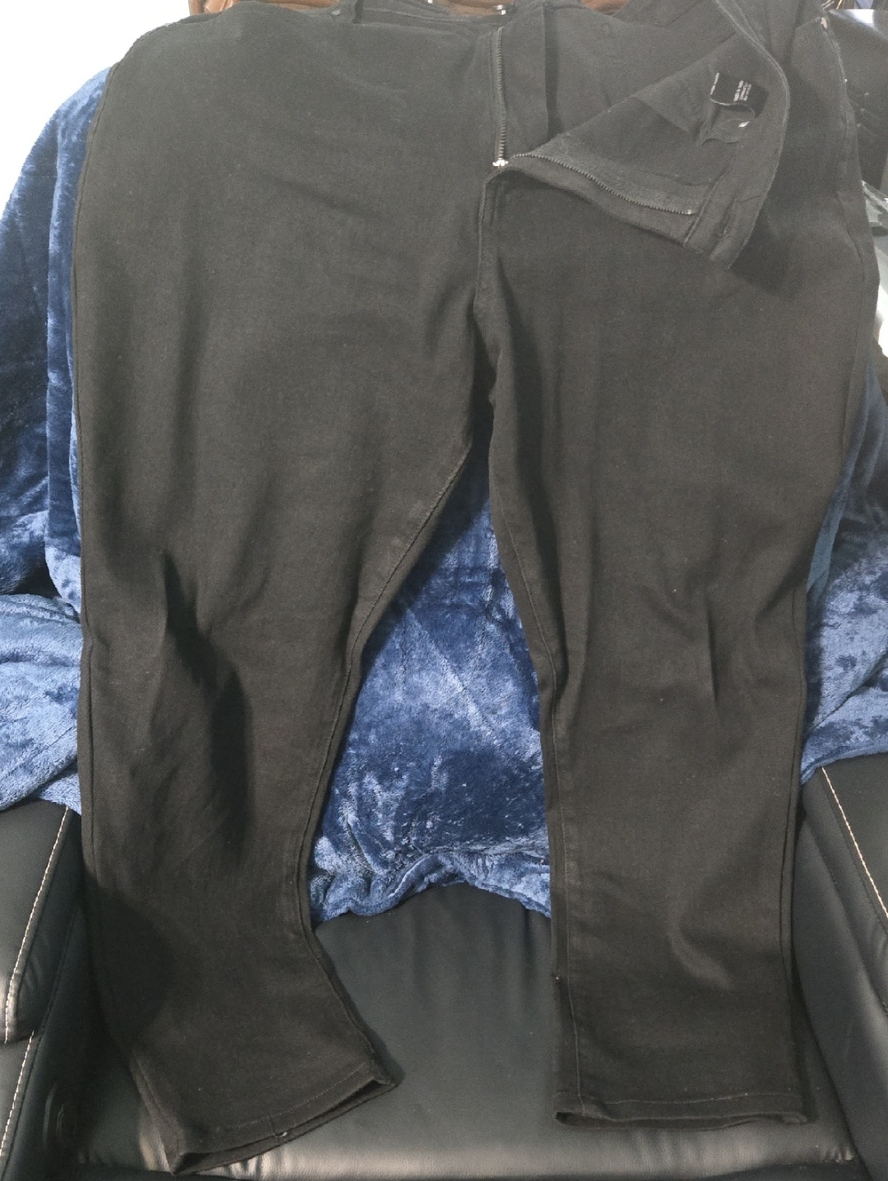Slim Straight Men’s Jeans - Black